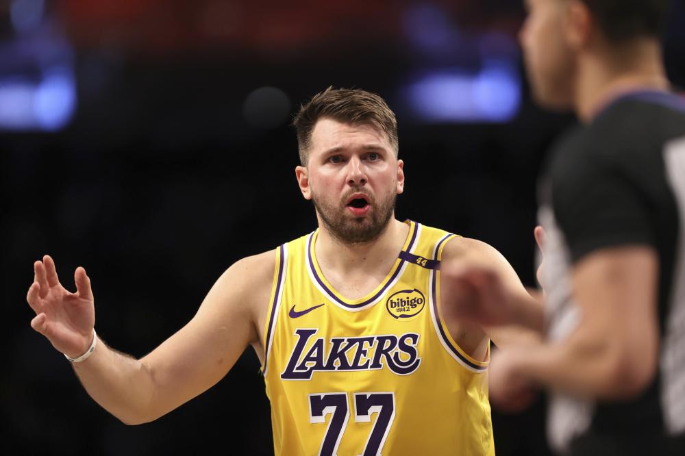 送关键传球 送关键传球