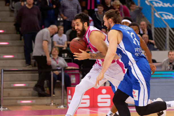 巨星用他的 巨星用他的